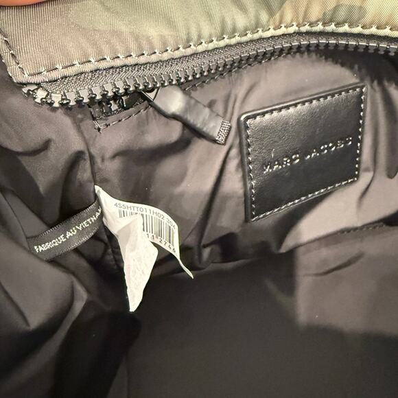 Best Price‼️MARC JACOBS 4S5HTT011H02 Small Nylon Tote Bag Camo Multi - Picture 9 of 16